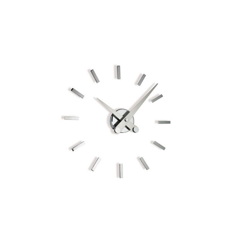 Punto Suspensivos clock by Nomon