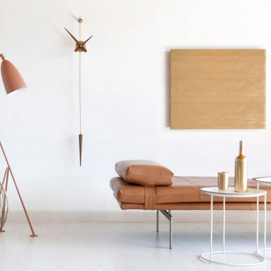 Punto y coma clock by Nomon