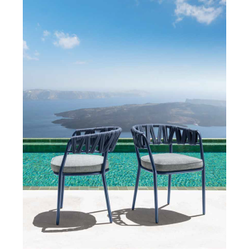 Swipe dining armchair by Talenti