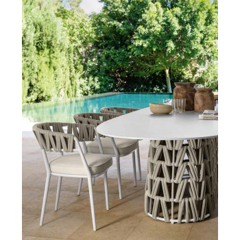 Swipe dining armchair by Talenti