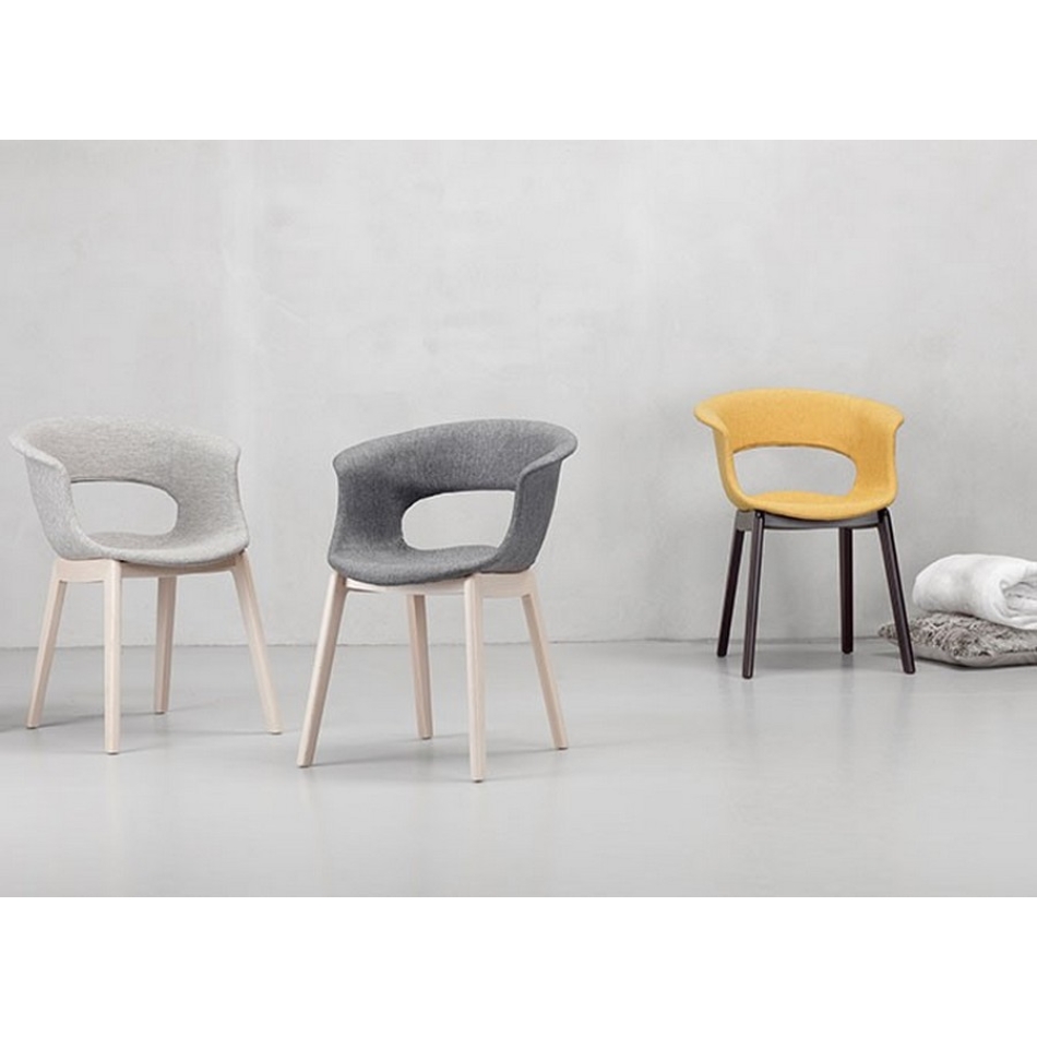 Natural Miss B Pop Armchair of Scab Upholstered plastic design