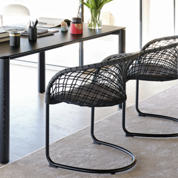 P47 PM TS_CU armchair with leather backrest and upholstered in fabric or leather by Midj