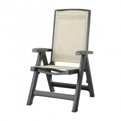 Esmeralda deck chair by Scab design