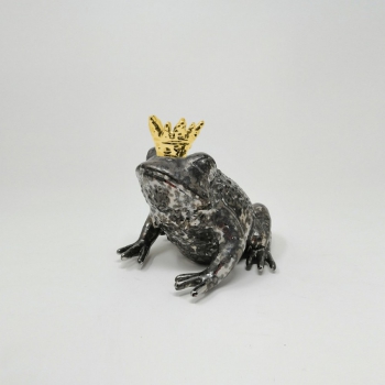 Rana Queen by Adriani & Rossi