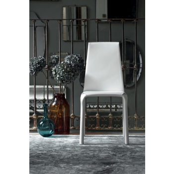 Alice chair by Bontempi in steel completely covered in padded leather