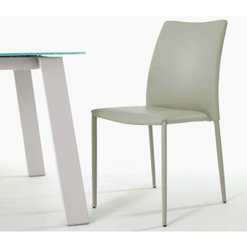 Upholstered chair covered in eco-leather or Amy leather fiber by Ingenia Bontempi