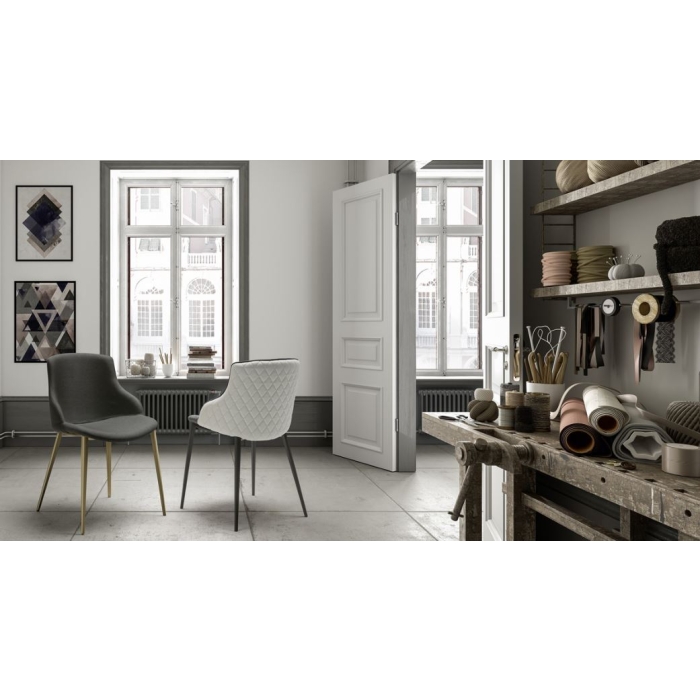 Duke / A chair by Zamagna