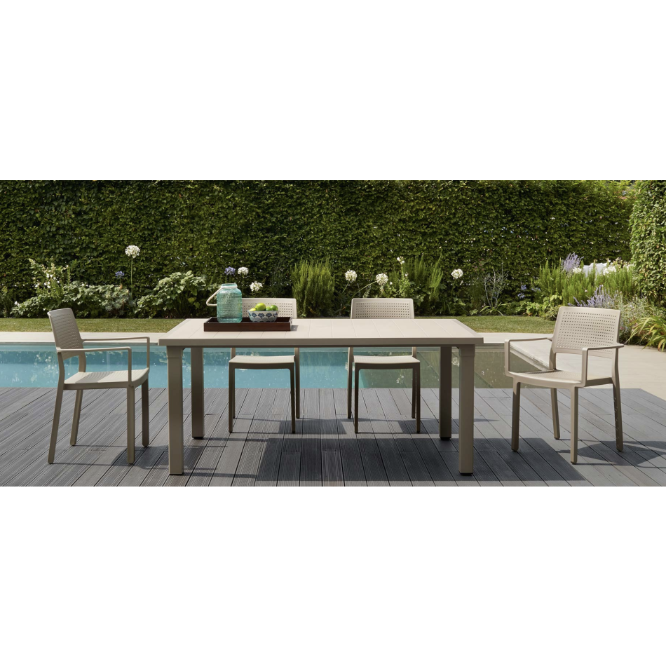 Emi stackable technopolymer chair with armrests by Scab Design