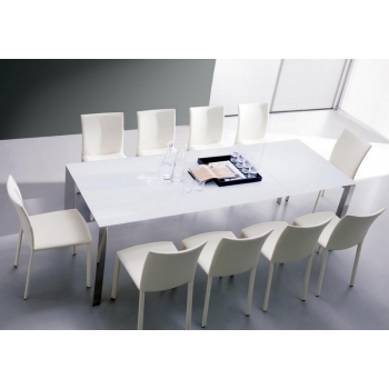 Upholstered and leather upholstered armchair in Amy&#39;s leather or leather fiber by Ingenia Bontempi