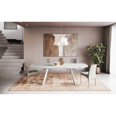 Upholstered chair Elias by Ingenia Bontempi