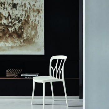 Galaxy polypropylene stackable chair by Bontempi