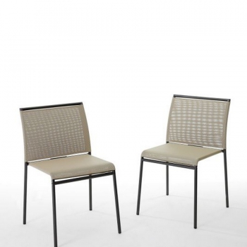 Lola chair by Ingenia