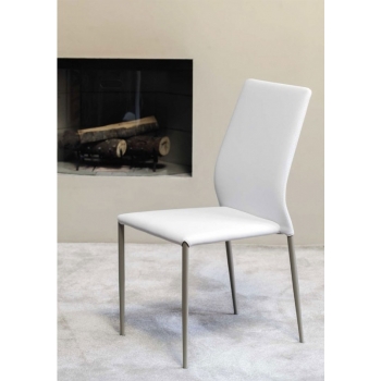 Kendra Ingenia Bontempi chair in faux leather