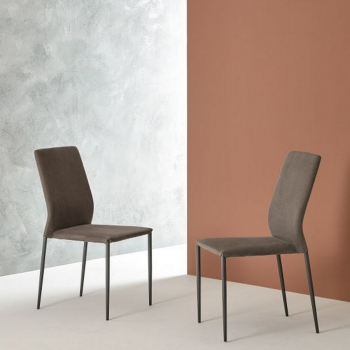 Kendra chair in eco-leather by Ingenia Bontempi