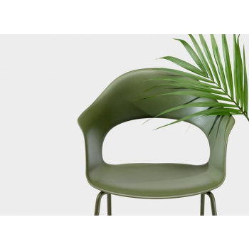 Lady B Go green chair Scab design