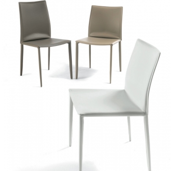 Linda Bontempi chair upholstered in leather