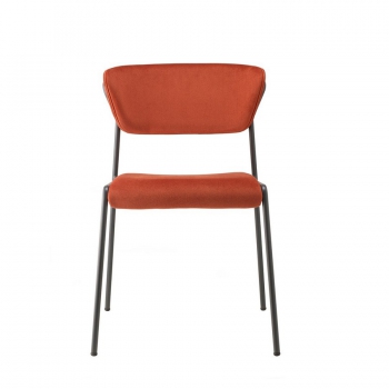 Lisa chair with padded seat and backrest by Scab Design