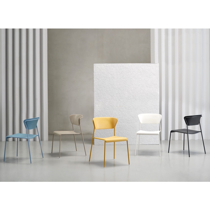 Mannequin 4 legs chair in Scab Design technopolymer