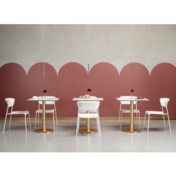 Mannequin 4 legs chair in Scab Design technopolymer