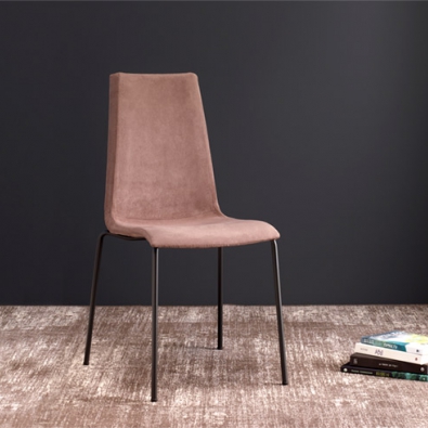 Lady B chair with 4 legs and painted frame Scab design