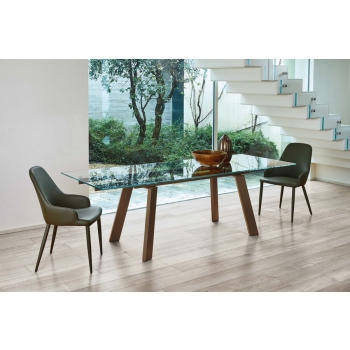 Matilda chair by Ingenia