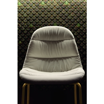 Mood chair with upholstery by Bontempi