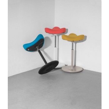 Move Small Chair by Varier