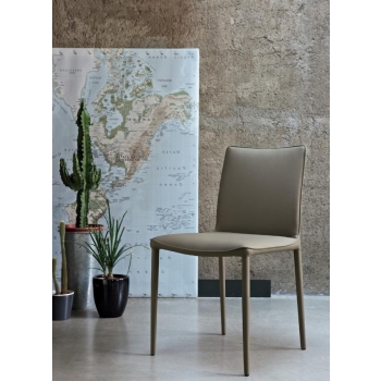 Nata chair by Bontempi in padded and upholstered steel