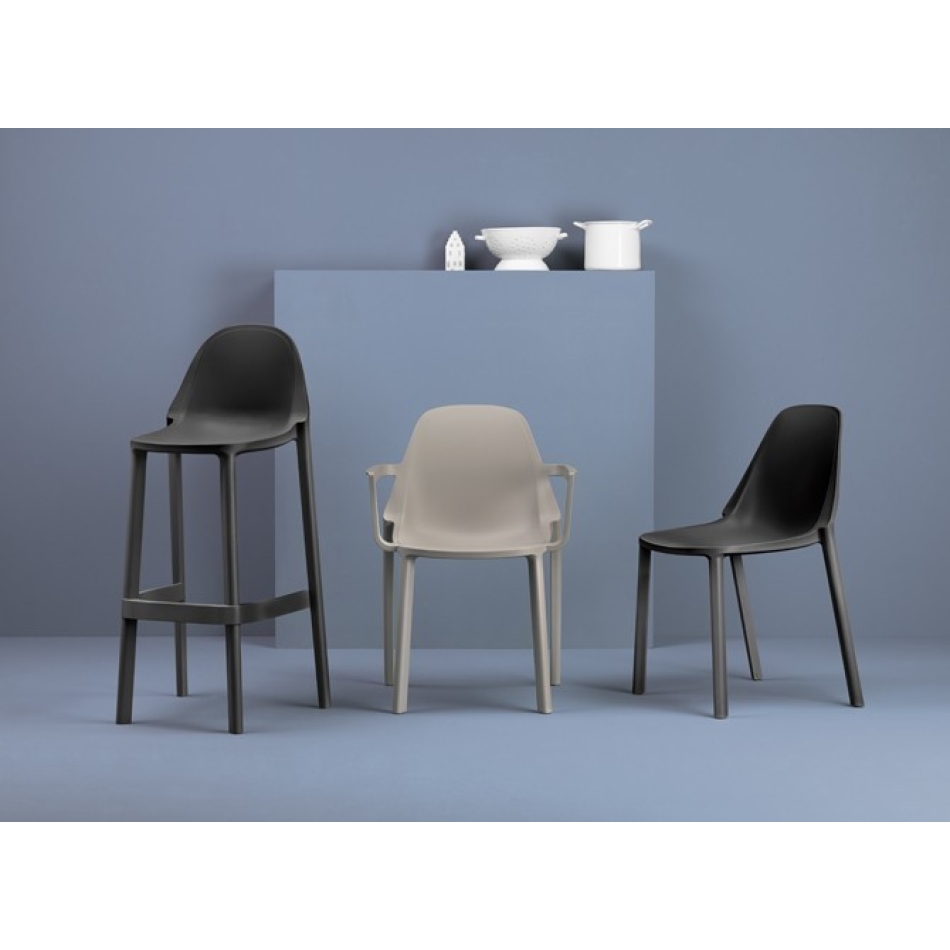 Chair More than Scab Desig with armrests for indoor and outdoor