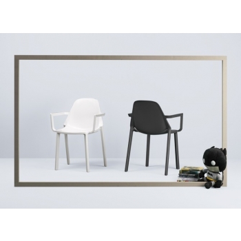 Chair More than Scab Desig with armrests for indoor and outdoor