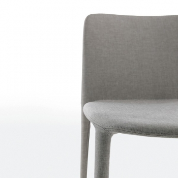 Queen of Tonin Casa Chair