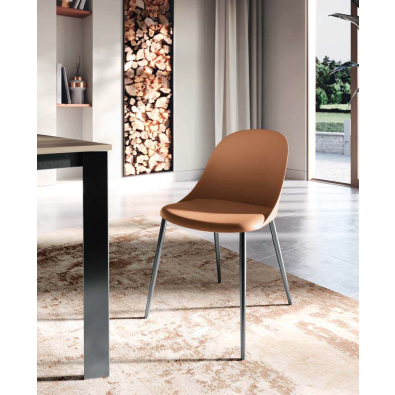 Sam chair with monocoque in polypropylene and fiberglass by Ingenia