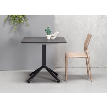 Sirio chair by Scab Design 