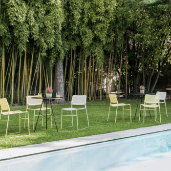 Slim SM stackable metal chair for indoor and outdoor use by Midj