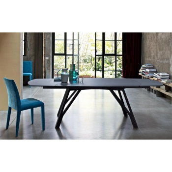 Sofia chair by Bontempi with fully upholstered steel frame