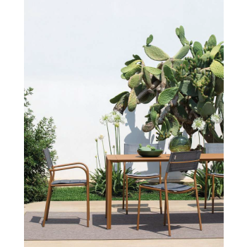 Vera VR110 chair by Vermobil 