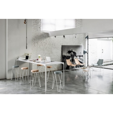 Midj Apelle Jump Stool with elegant leather seat and steel frame