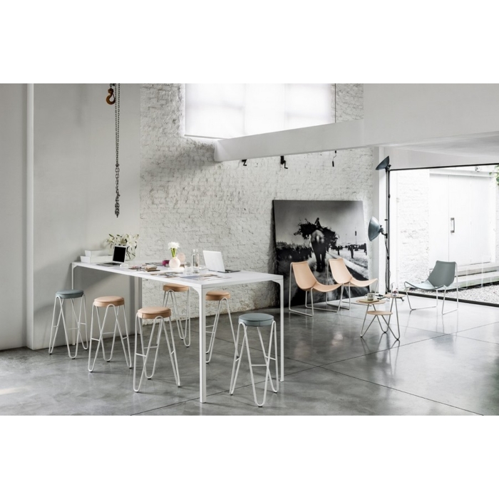 Midj Apelle Jump Stool with elegant leather seat and steel frame