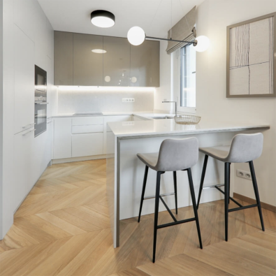 Dalia M TS stool in metal and padded seat by Midj