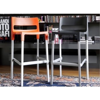 Divo stool by Scab Design Stackable