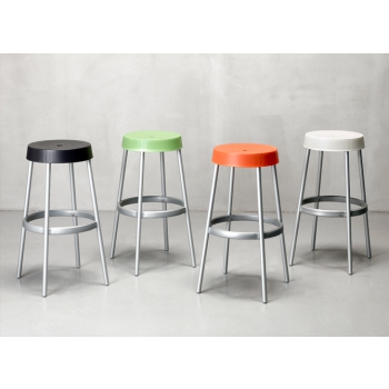 Gim 80 stool in technopolymer and aluminum Scab design