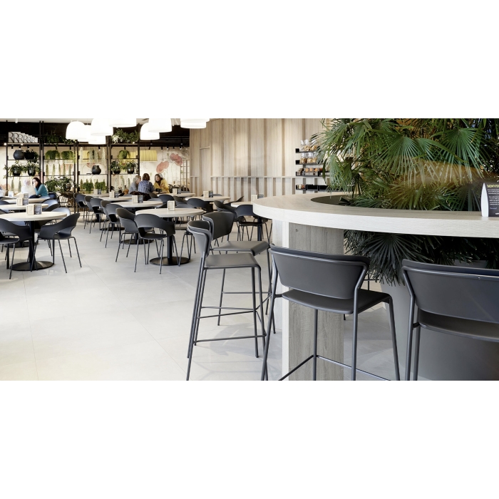 Lisa Technopolymer Go Green stool by Scab design