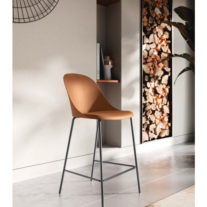 Sam stool by Ingenia