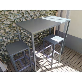 Seaside SE152 stool in Vermobil iron in prompt delivery
