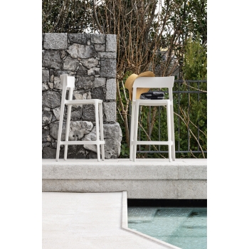 Skin CS1843 stool by Calligaris