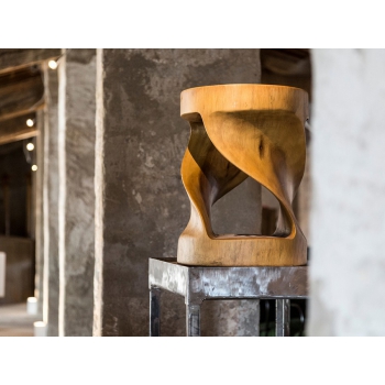 Cipì Twister stool carved from a block of Suar wood