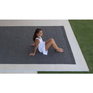 Quadro by Talenti carpet for outdoor use in three dimensions