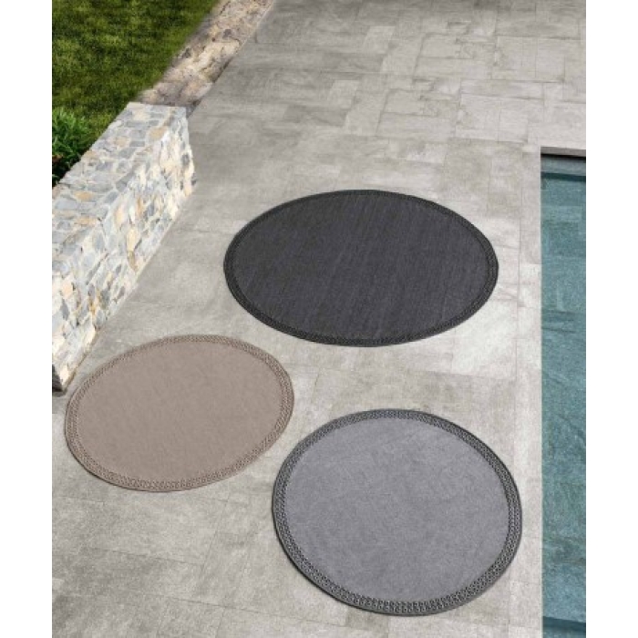 Round square carpet by Talenti for outdoor use in two sizes