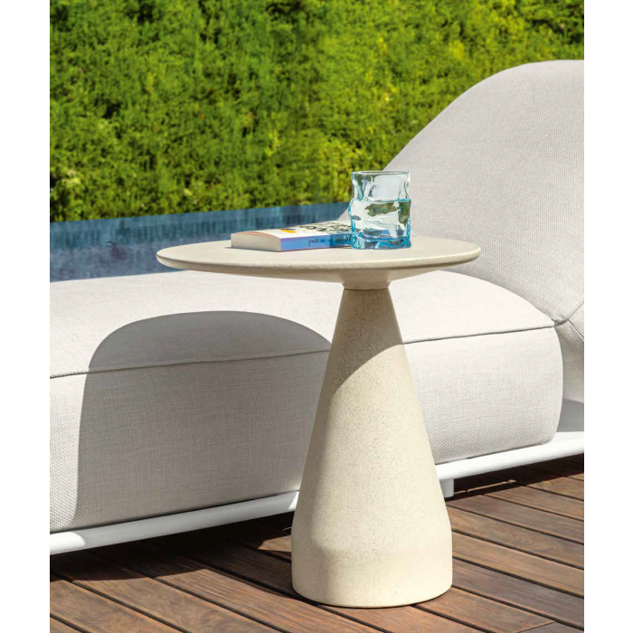 Gabri coffee table by Talenti