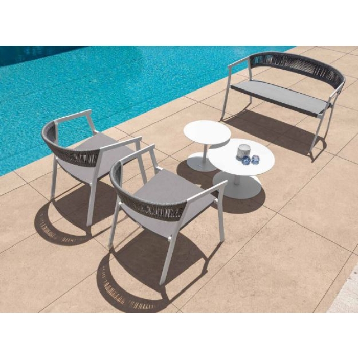 Key coffee table by Talenti in two sizes